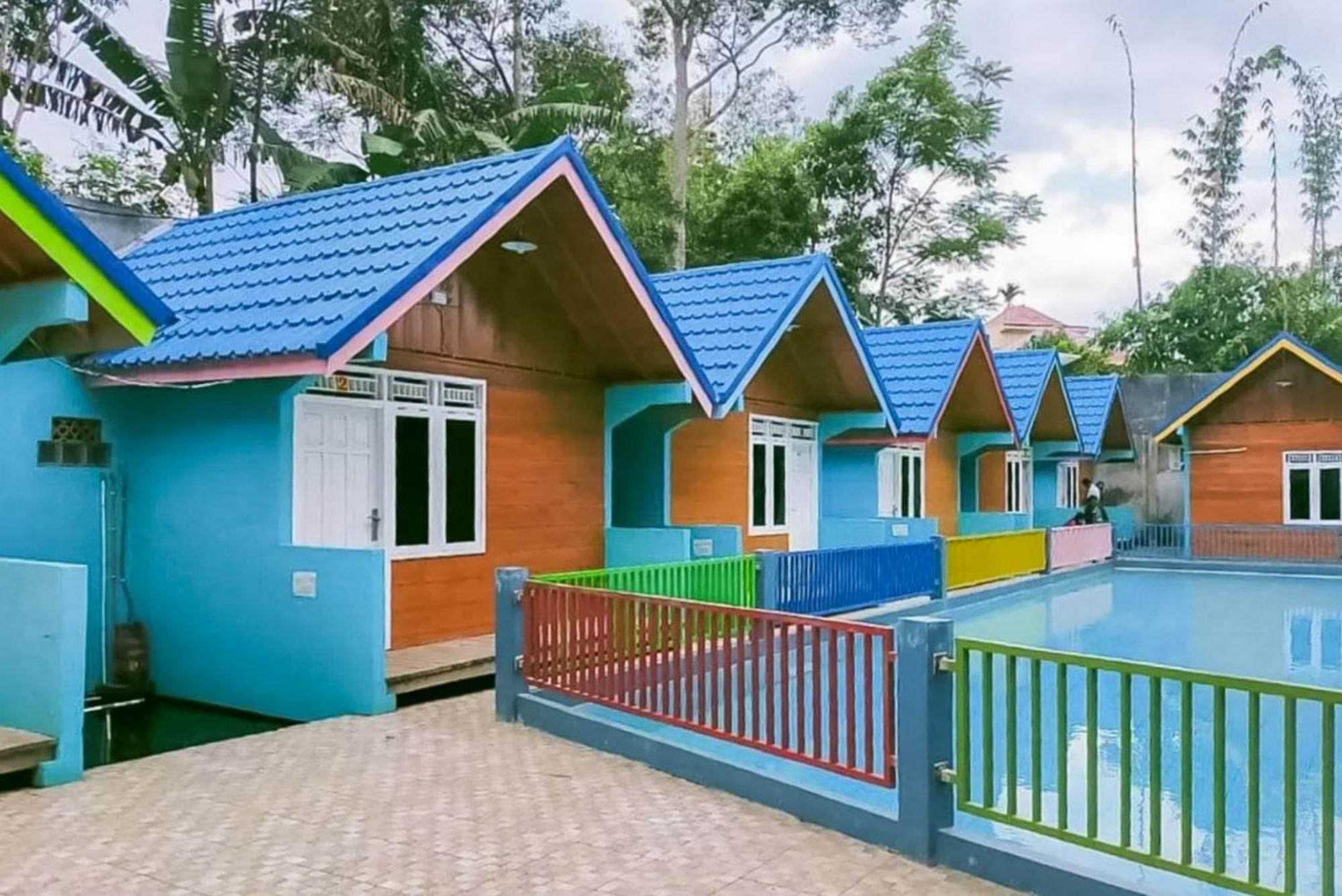 Reddoorz At Villa Waterfun Favour Pagar Alam Pagaralam Luaran gambar